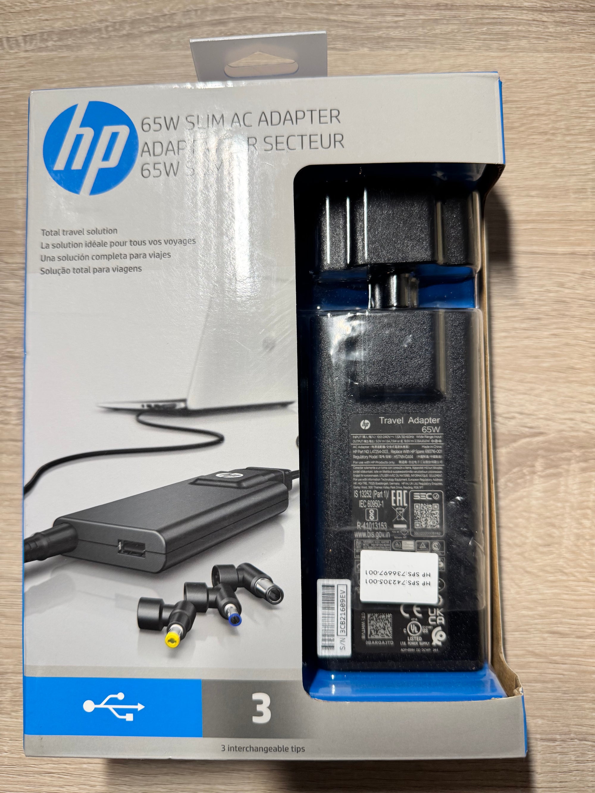 HP 65W Slim with USB AC Adapter