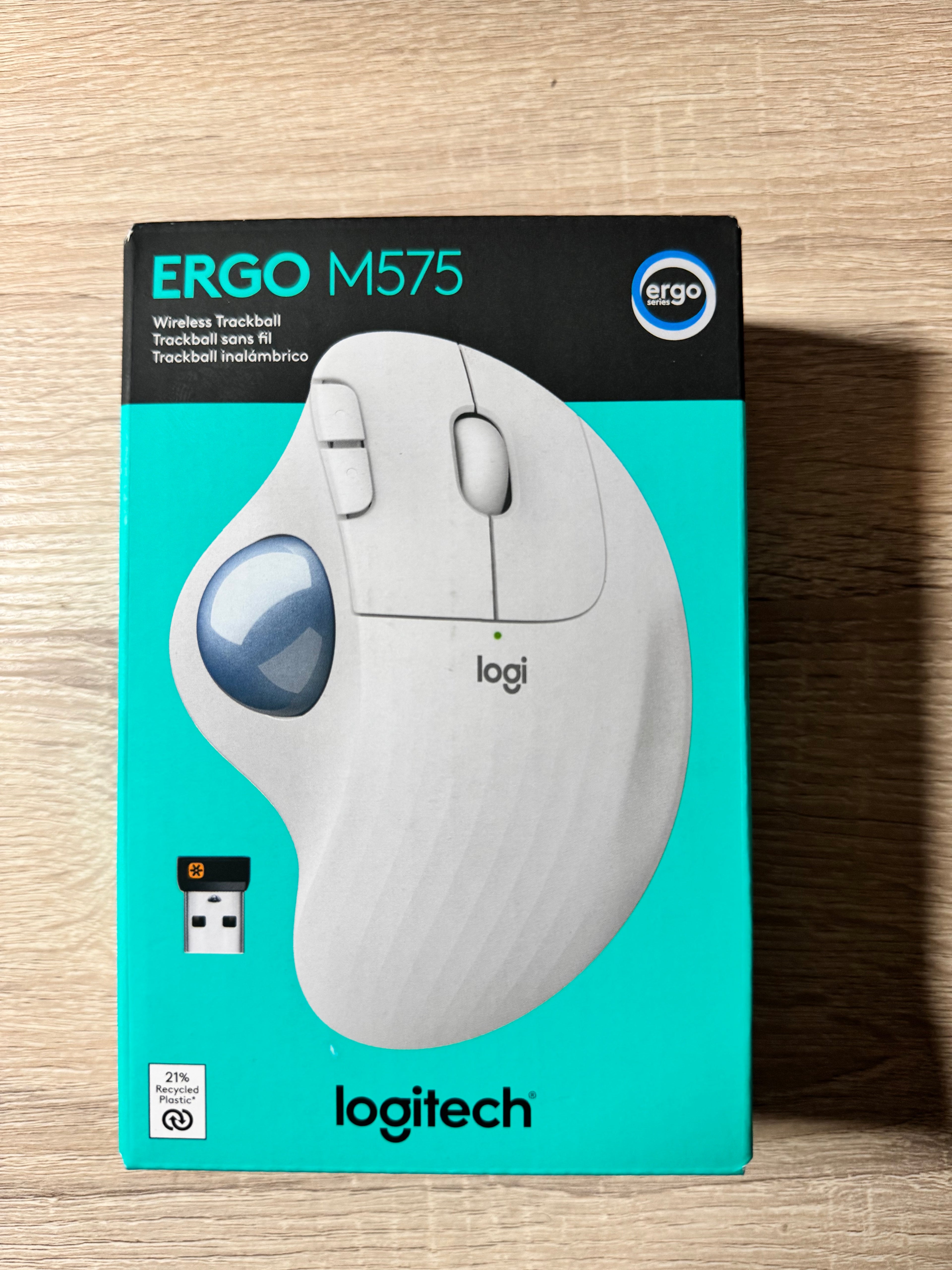 Ergo M575 Wireless Trackball Off White