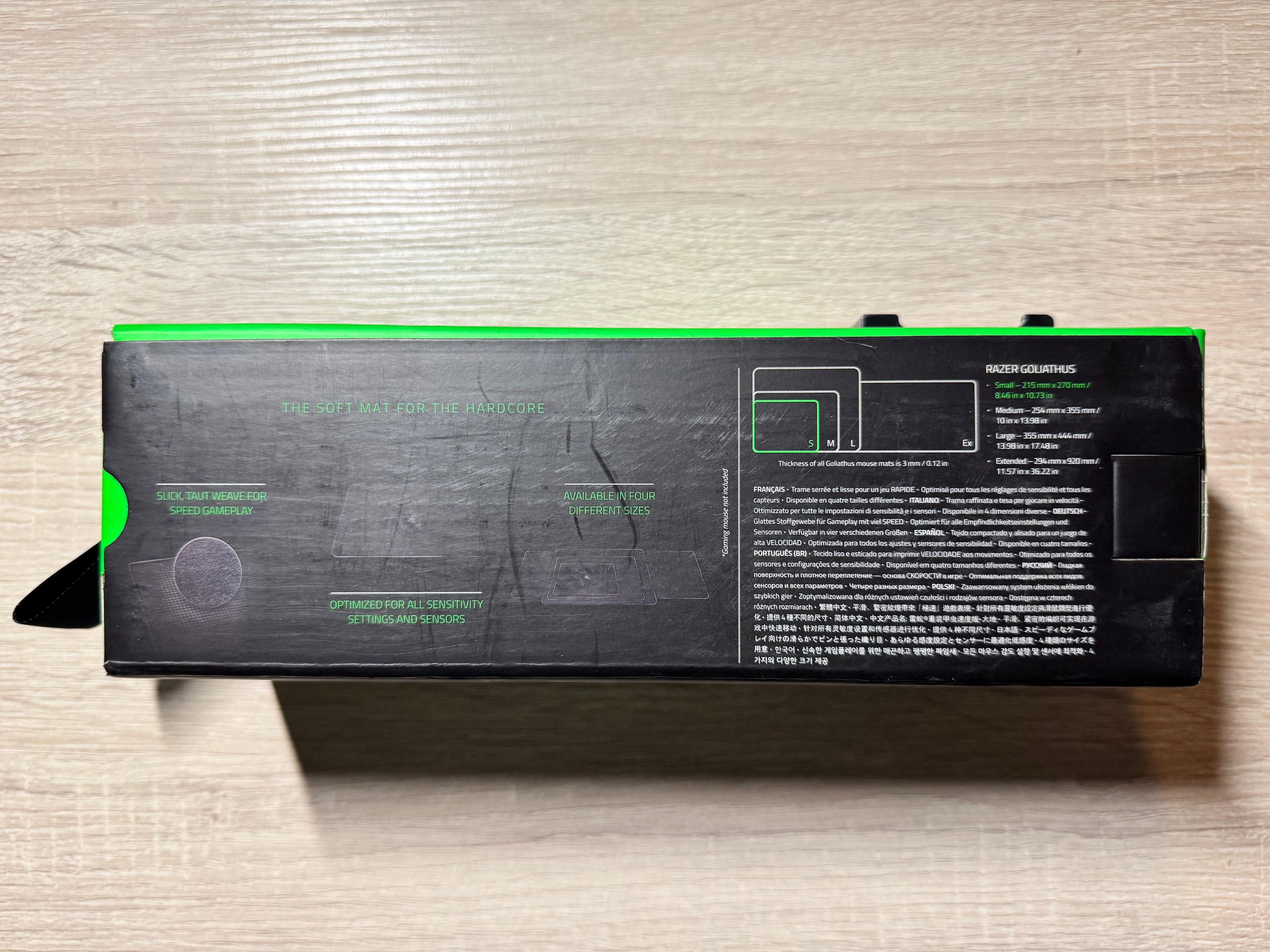 Razer - Goliathus Speed Cosmic Edition - Small Gaming Mouse Pad